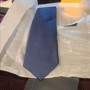 Tie by art of silk